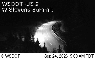 US 2 at MP 64.3: West Stevens Pass - Ski Lodge