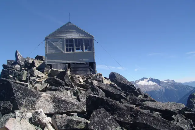 Hidden Lake Lookout on its granite summit block in August