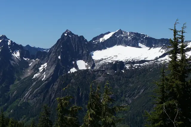 Del Campo, Morning Star, Sperry, Vesper and Big Four from the summit of Dickerman